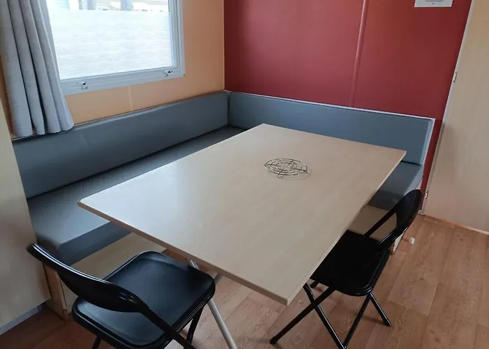 M.home Confort F022 3chbr/6pers *