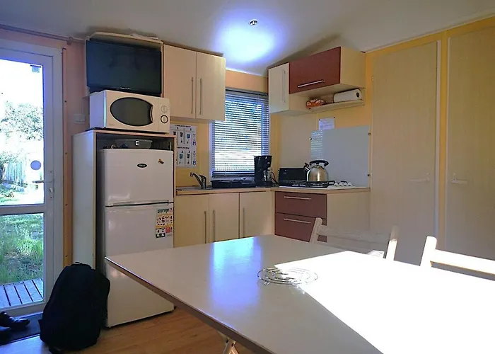 M.home Confort F022 3chbr/6pers אתר קמפינג La Boissiere-de-Montaigu