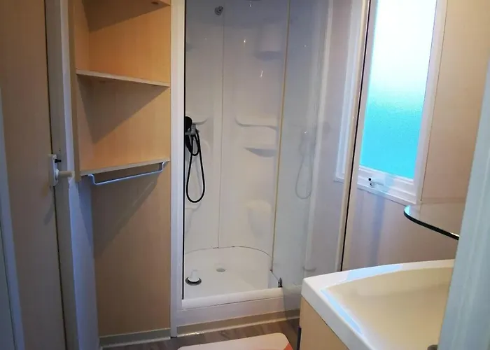 אתר קמפינג M.home Confort F022 3chbr/6pers